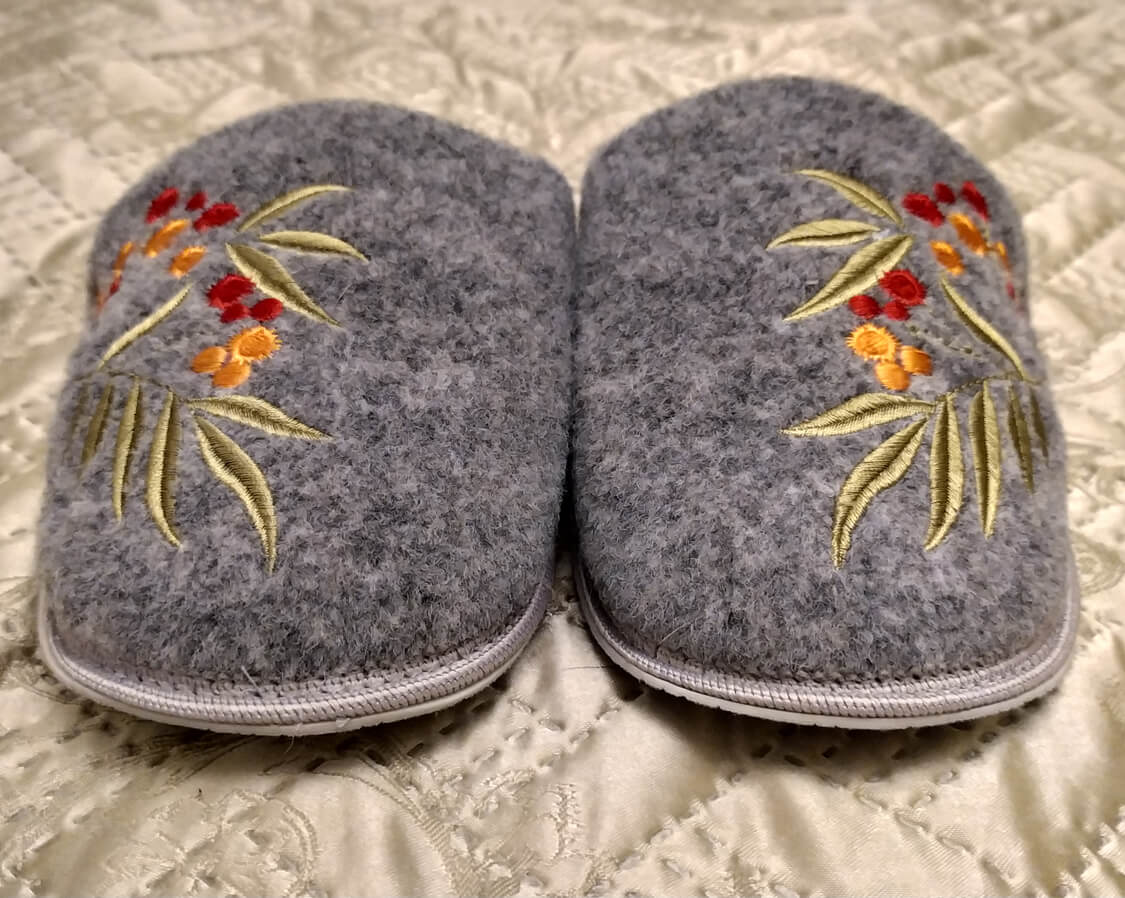 Aroma slippers clearance